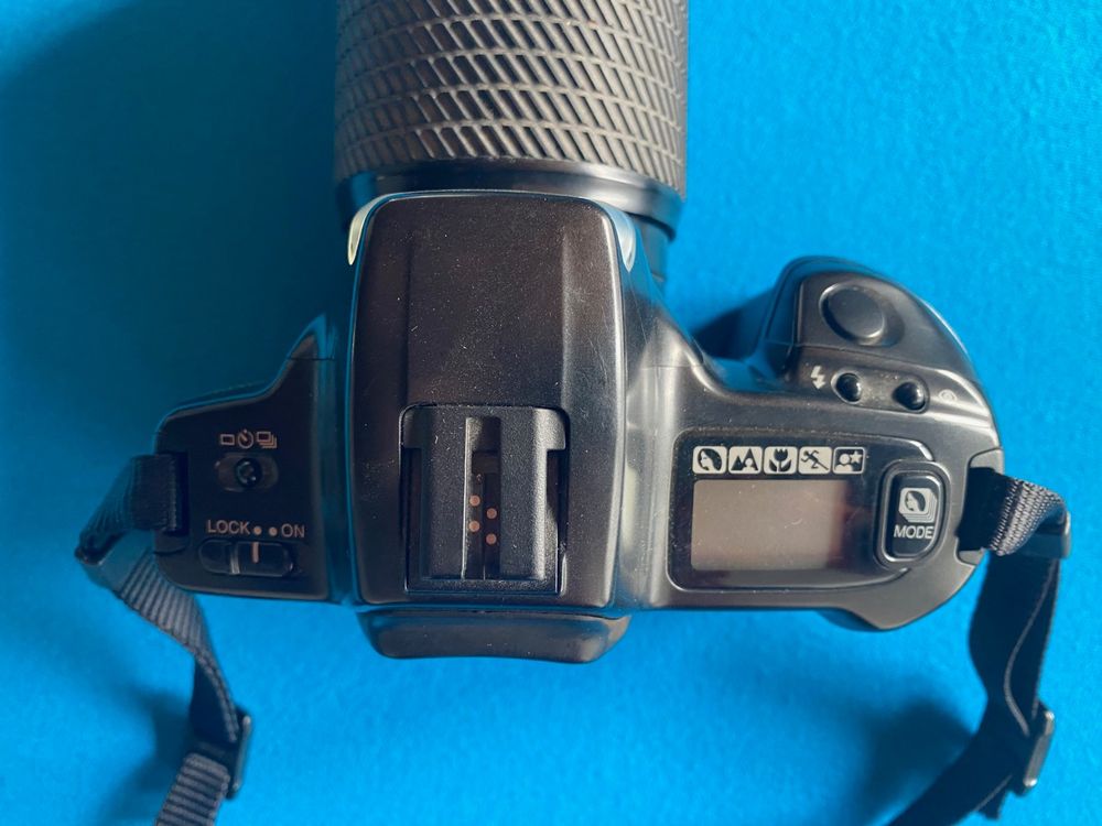 Minolta Fotocamera: Minolta Dynax 300si - Analoge Spiegelreflexkamera – Usato da Küttigen venduto da Andyli 2