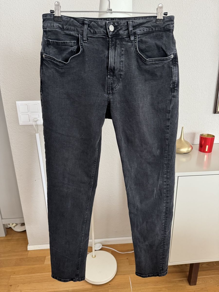 Zara Jeans: Zara Jeans Grösse 40 – Usato da Galgenen venduto da Vintluxe