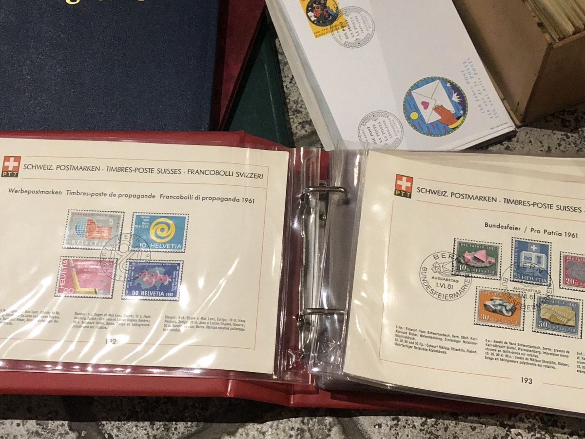 Tutti i francobolli: Bananenschachtel mit Briefmarken – Usato da Lufingen venduto da Rac0 7