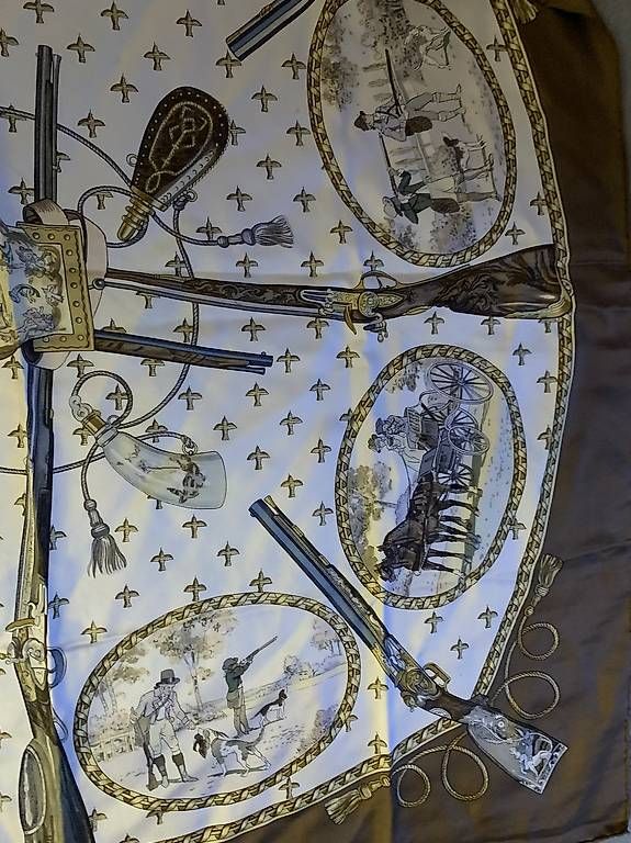 Hermès Foulard & Sciarpe: Hermès Seidentuch "La Chasse a Tir" von Ledoux – Usato da Richterswil venduto da Moii89 4