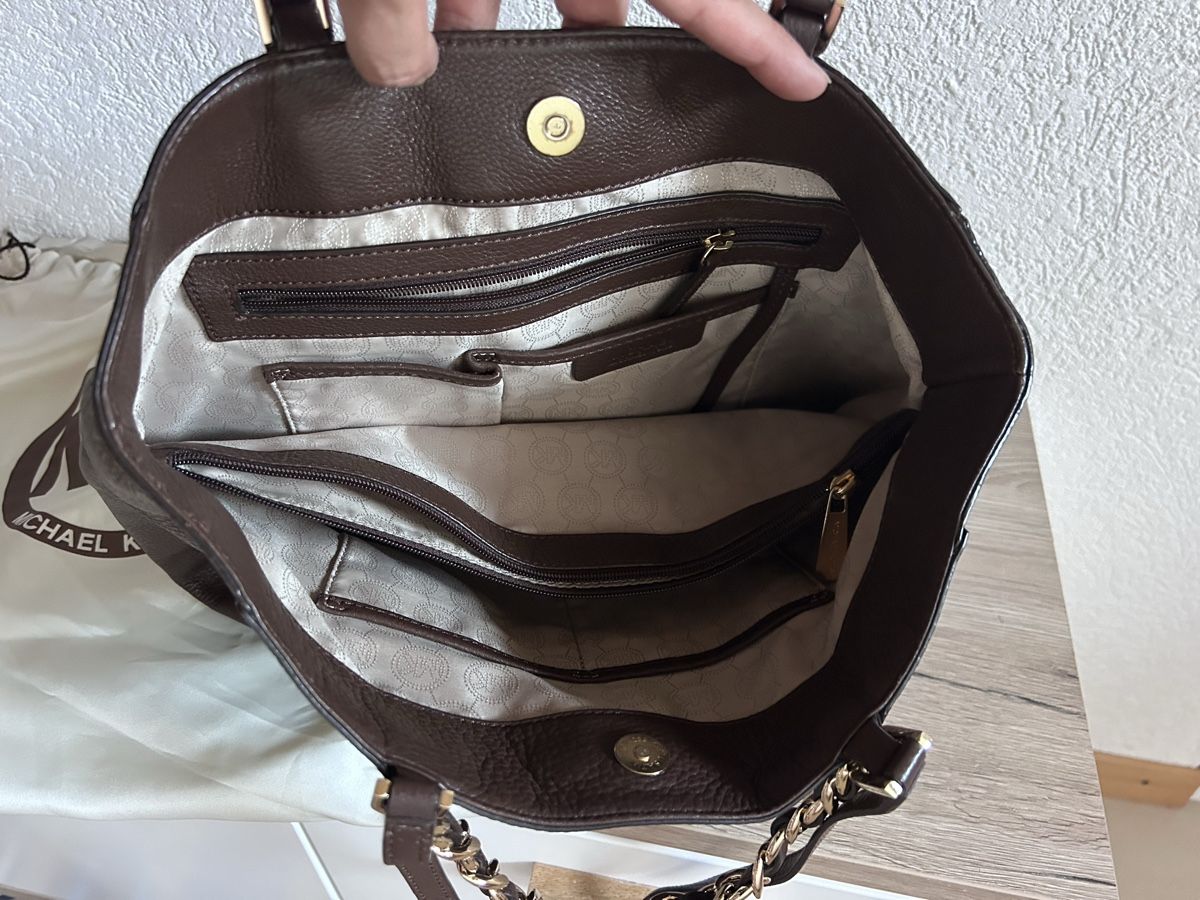 Michael Kors Borse da donna: Sac Michael Kors – Usato da Cornaux NE venduto da Zabou22 2