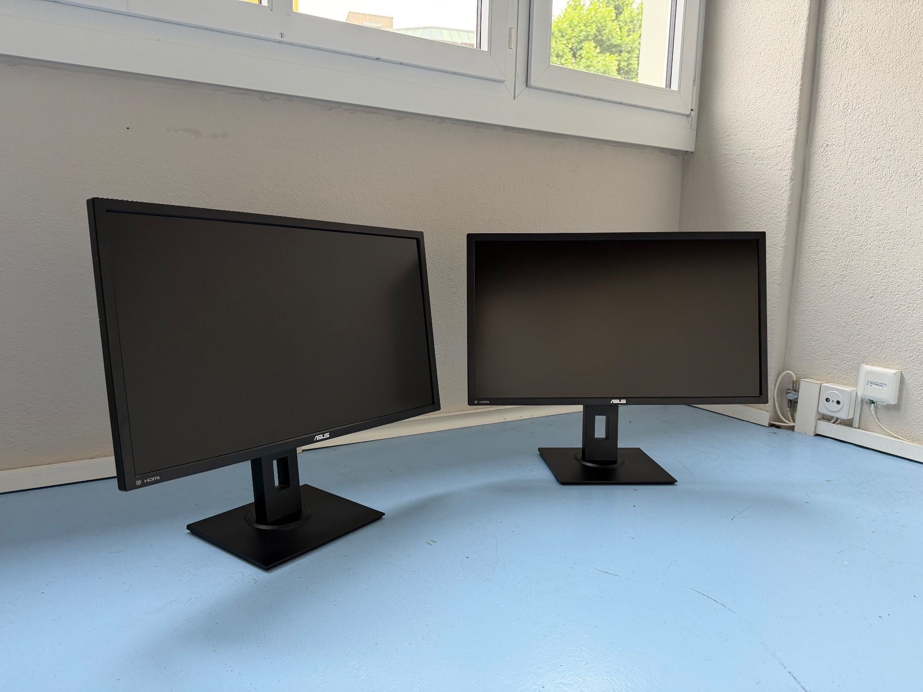 Asus Monitor: 2 ASUS Monitoren – Usato da Zürich venduto da mar_hs6l