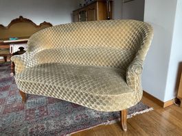 Gemütliches Vintage Sofa/ Polstersofa - Goldfarben!