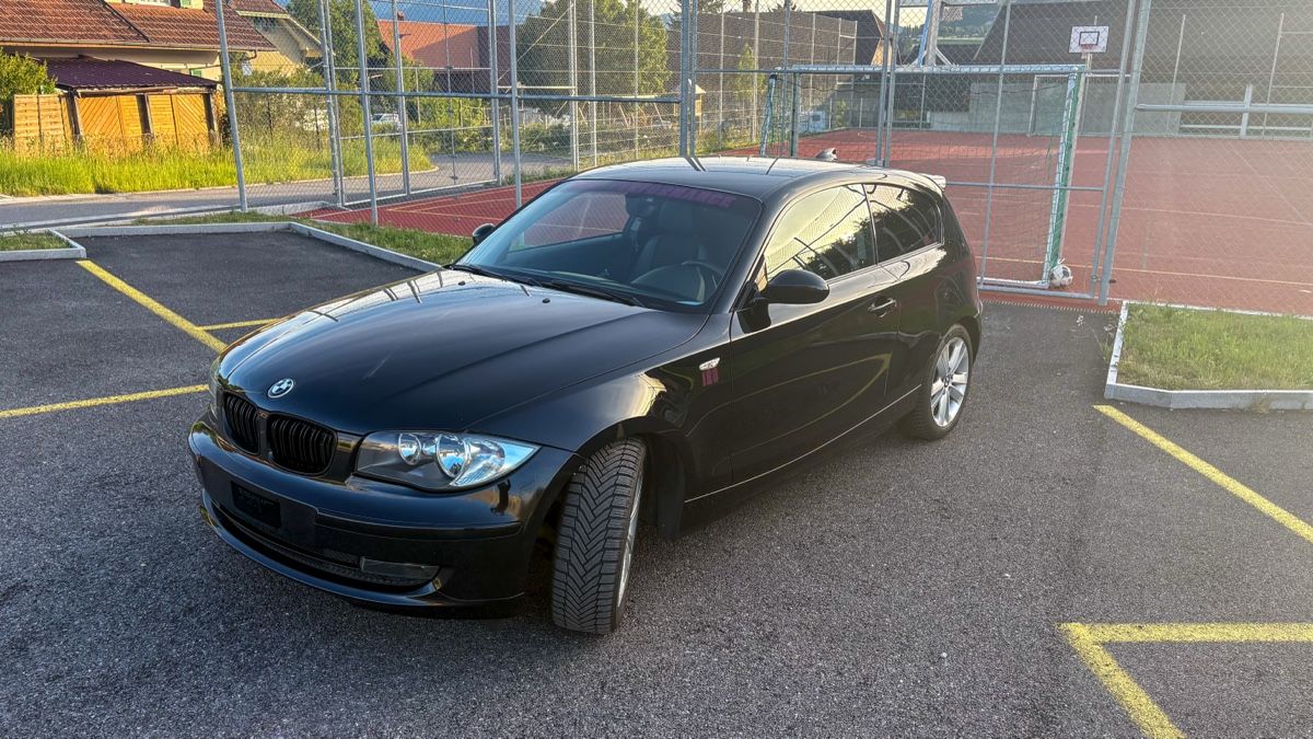 BMW Autos: BMW 120i – D'occasion à Heimberg par Miicky.s1