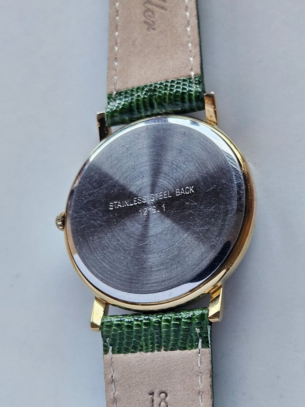 Montres: 422 Grovana Date Quartz – D'occasion à Berikon par mmm21 4