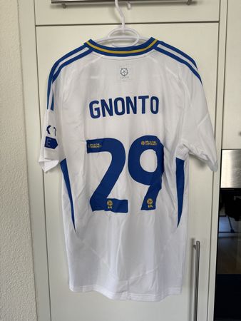 Original Gnonto (Ex-FCZ) Fussballtrikot von Leeds