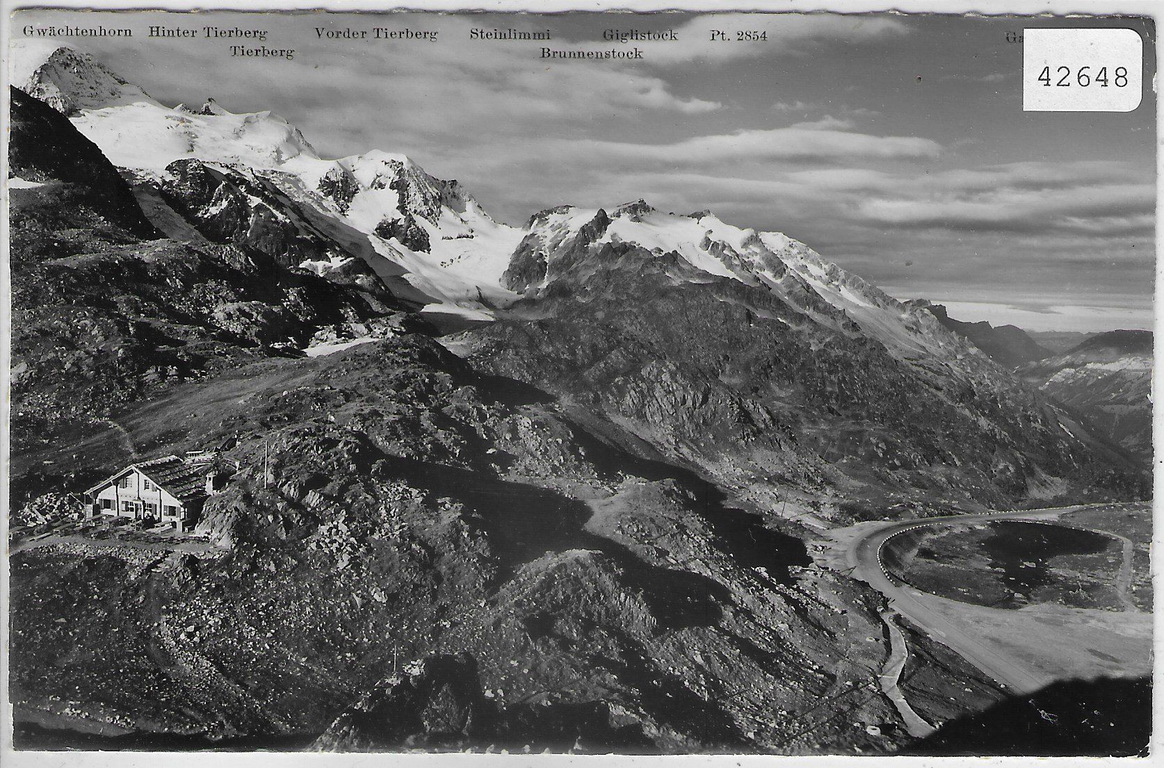 Ansichtskarten: Sustenstrasse - Rest. Sustenpasshöhe - Photo: E. Gyger – Gebraucht aus Ettingen von Kartenplanet