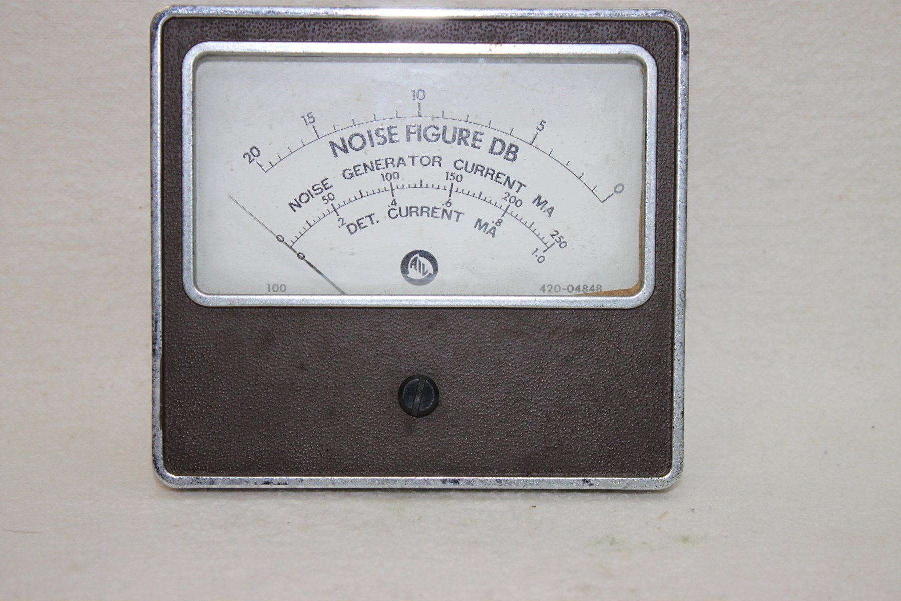 Misurare: Messgerät Noise Figure DB – Usato da Thun venduto da Fbchm