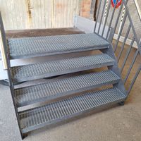 Treppe Metalltreppe Haus Terasse Garten Stahltreppe Robust