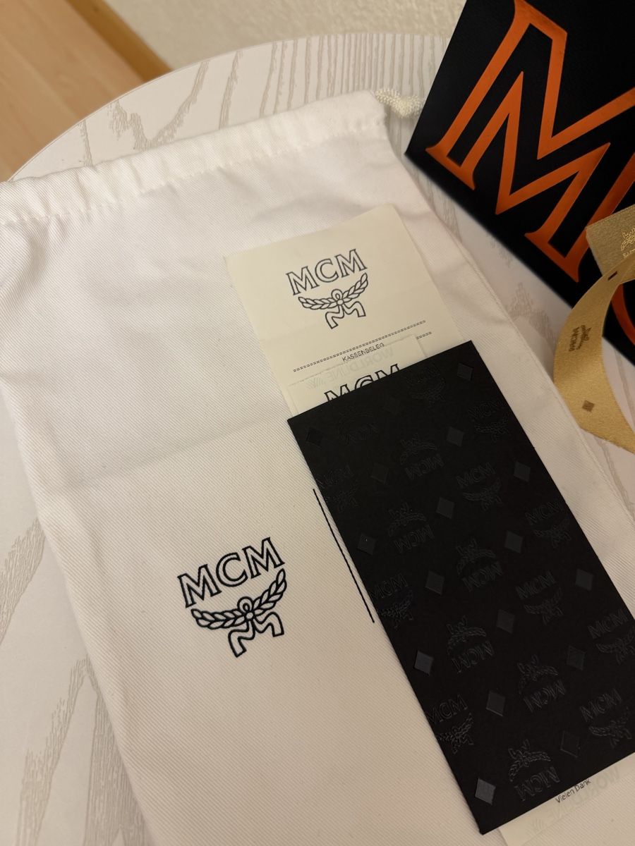 Mcm Cinture: MCM GÜRTEL – Nuovo e nell'imballaggio originale da Erlinsbach SO venduto da DesignerByNeven 2