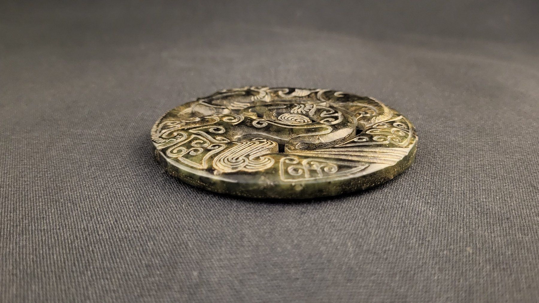 Statuette: Stein-Schnitzerei mit Drachenmotiv "IV" – Usato da Basel venduto da spinne02 4