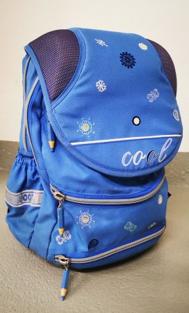 Schulrucksack / Schulthek / Schulranzen / Backpack