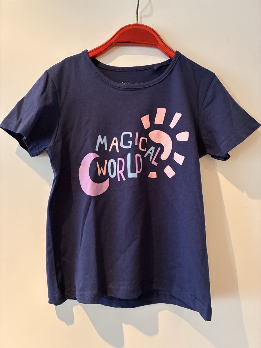 Camicette, T-shirt & Top: Schönes Tshirt Gr. 122, Neu – Nuovo (secondo la descrizione) da richterswil venduto da lunamarie001