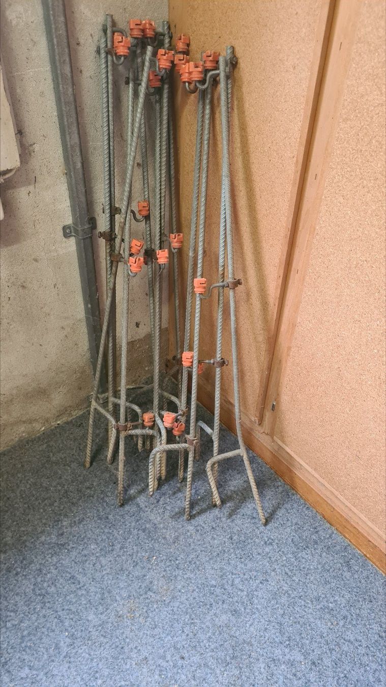 Recinzioni: Weidezau Pfösten 12 Stück – Usato da Hombrechtikon venduto da Arica1 3