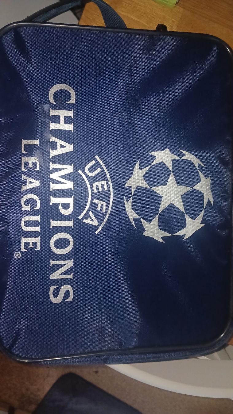 Taschen: Borsa Champions League Uefa con materiale medico  – Gebraucht aus Laufenburg von Nikcst