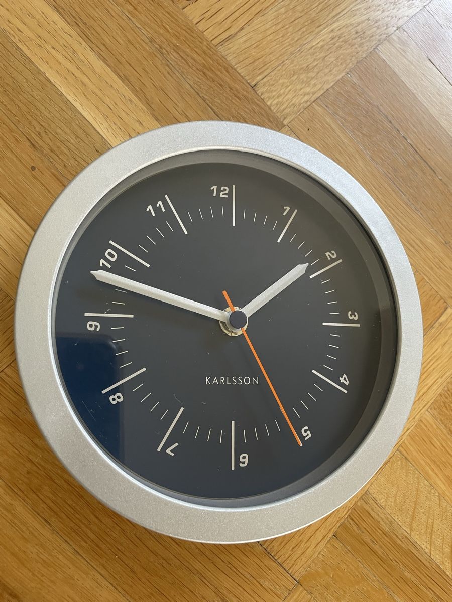 Orologi: Wanduhr Karlsson  silberfarben. – Usato da Basel venduto da Kamberly 5