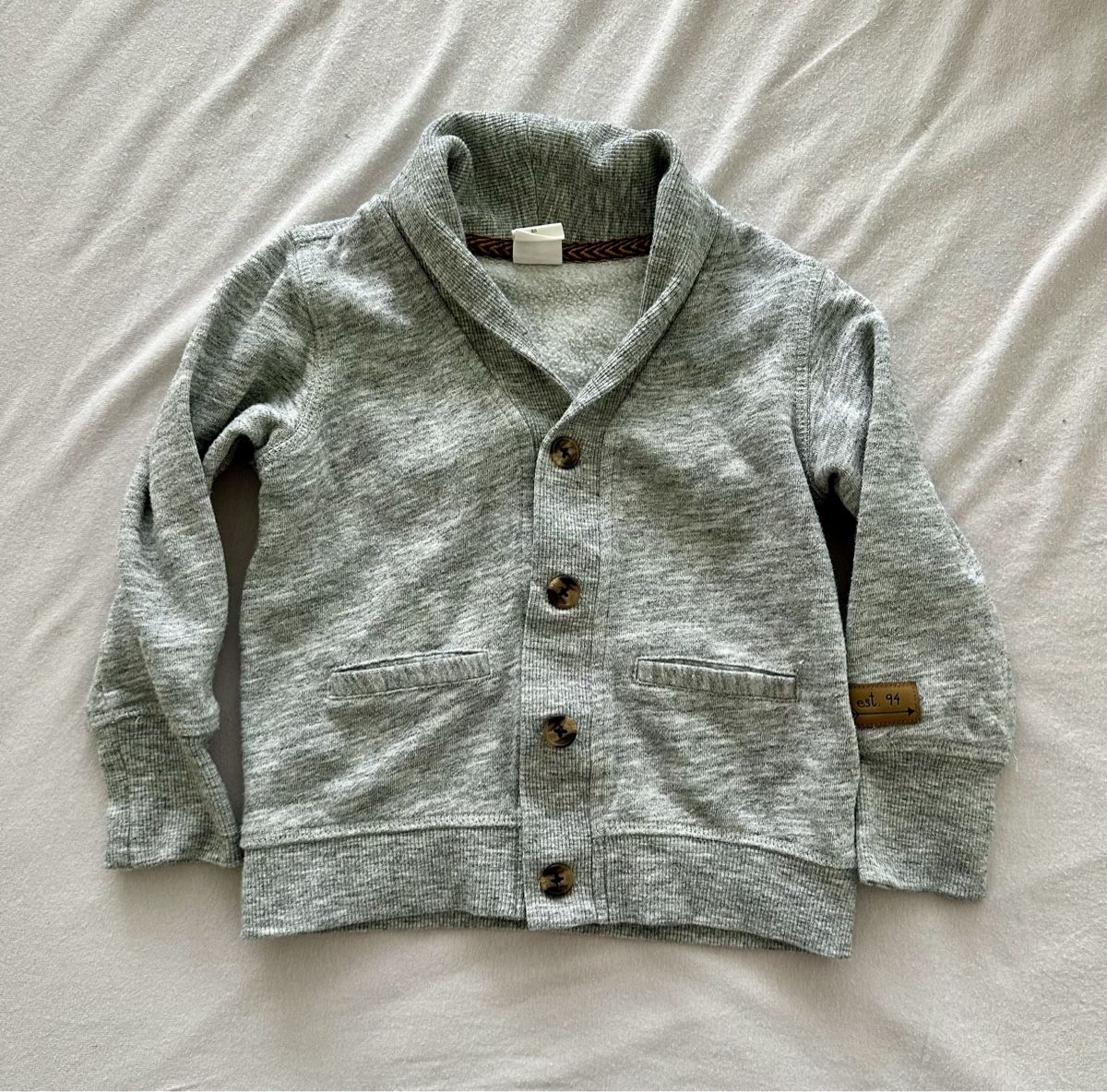 H&M Pulls et sweat-shirts: Sweatshirt H&M – D'occasion à Dürrenroth par tvy_bh56