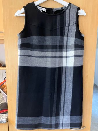lässiges Winter Damenkleid, Gr. 34, von piu piu