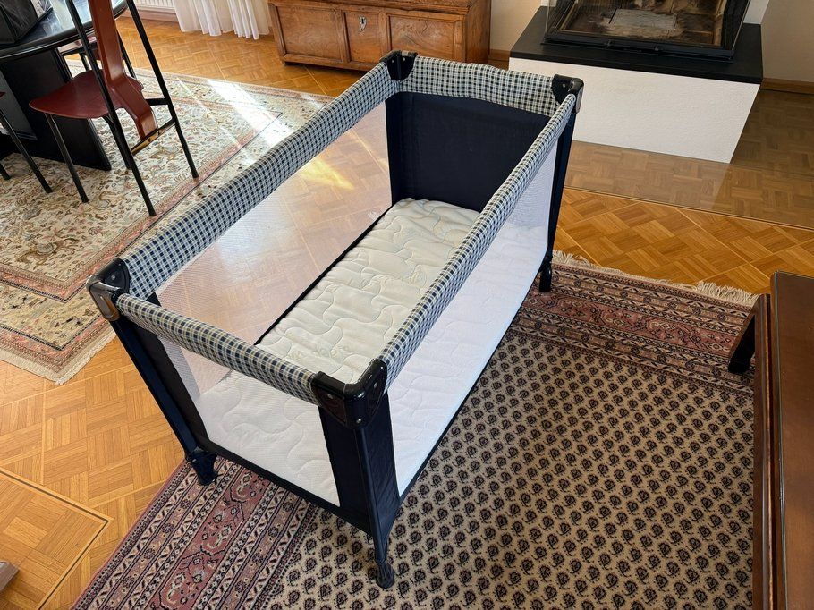 Betten: Lit parapluie bébé incl. matelas – Gebraucht aus Plan-les-Ouates von chrismatthey80 1
