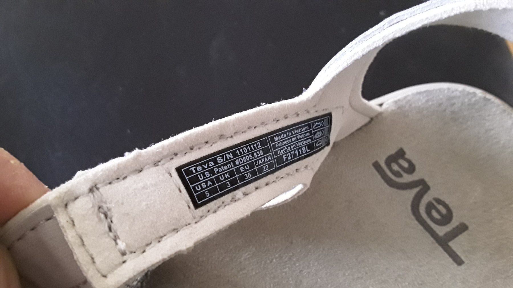 Scarpe da donna: Neu teva sandalen gr 36 oder 37 – Nuovo e nell'imballaggio originale da Dagmersellen venduto da L.Ga. 2