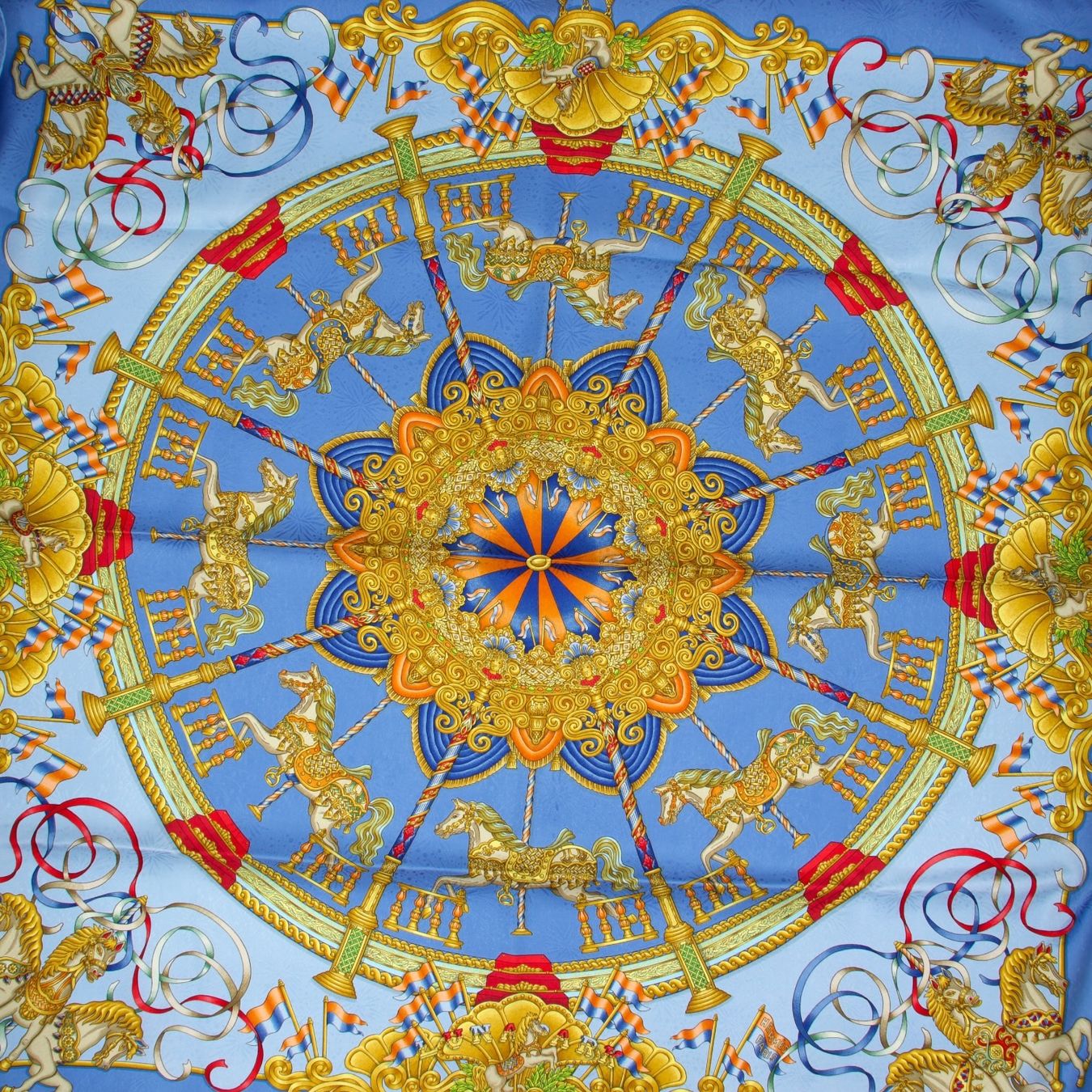 Hermès Foulard & Sciarpe: Hermès Carré "Lunapark" blau – Usato da Binningen venduto da Designerlabels 4
