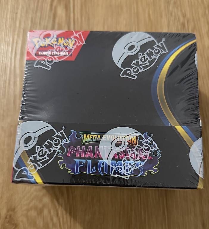 Carte collezionabili:  Phantasmal Flames Box Englisch  – Usato da Emmen venduto da kat_ltp2