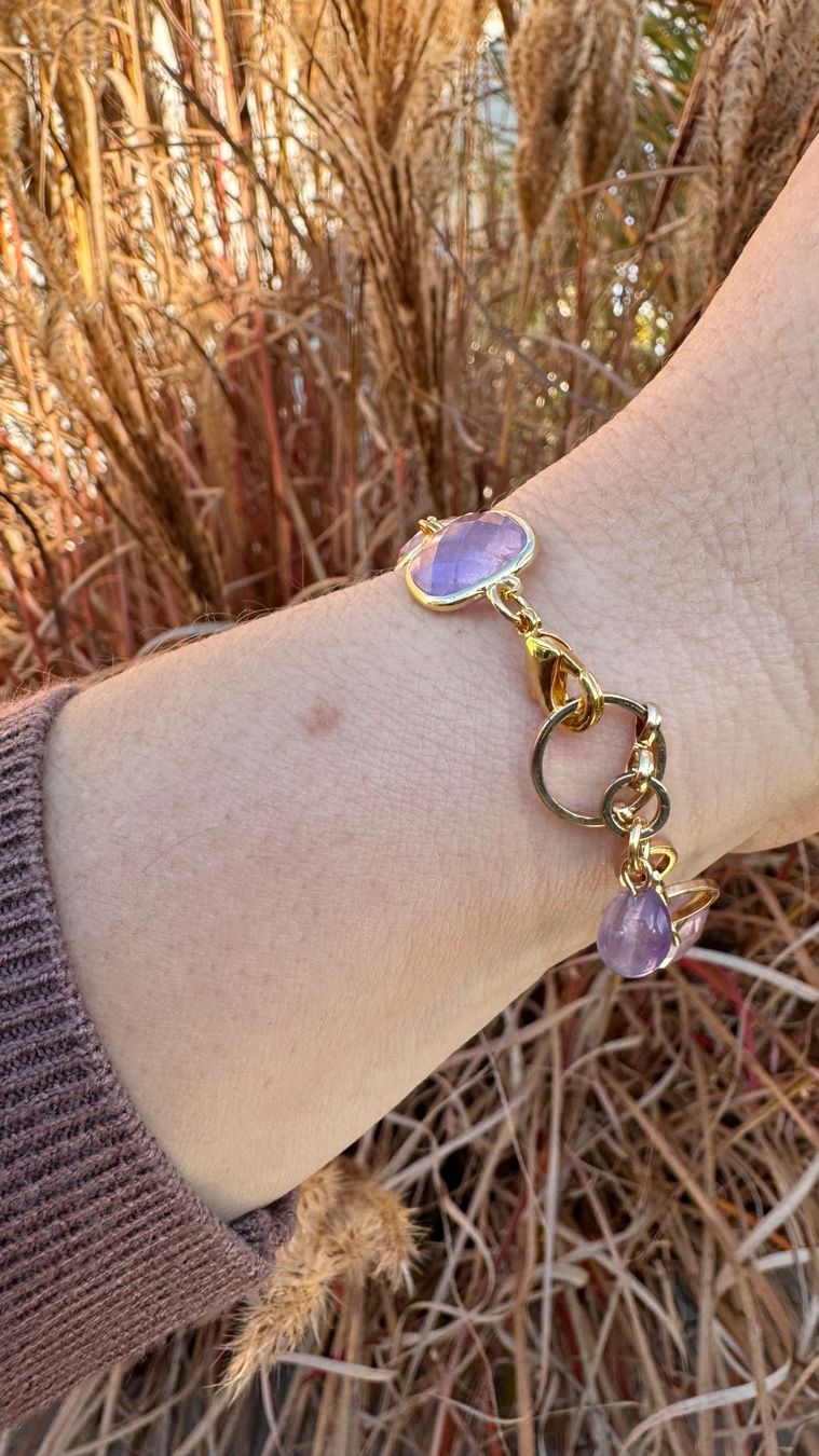 Armbänder & -reifen: Wunderschönes AMETHYST-Armband mit Charm vergoldet – Neu und originalverpackt aus Rombach von Ivreajewels 5