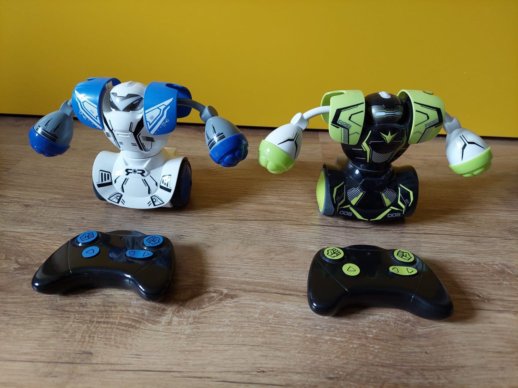 Giocattoli: Silverlit Robot Kombat Battle Pack – Usato da Trachslau venduto da Suslae 1