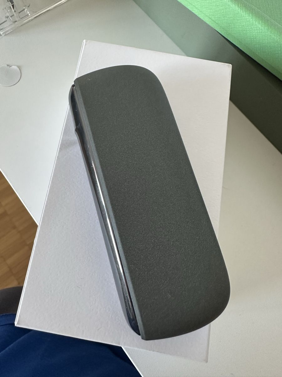 Iqos Autres tabacs: IQOS Iluma schwarz – Neuf (Voir description) à Rüthi (Rheintal) par kat_d8m5