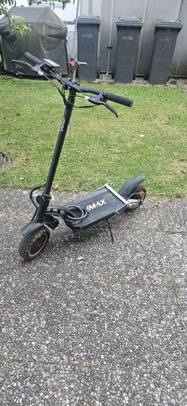 Scooter: E-Roller V-Max – Usato da Aefligen venduto da Sohnvomsohn 2