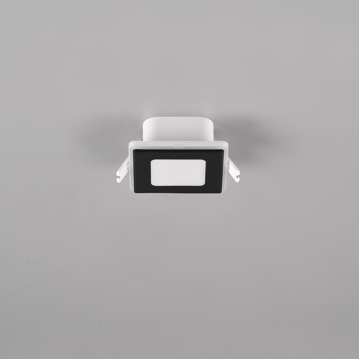 Lampen: LED Bad Einbauleuchte, IP44, 8 cm x 8 cm – Neu (gemäss Beschreibung) aus Kreuzlingen von Smart-Light 4