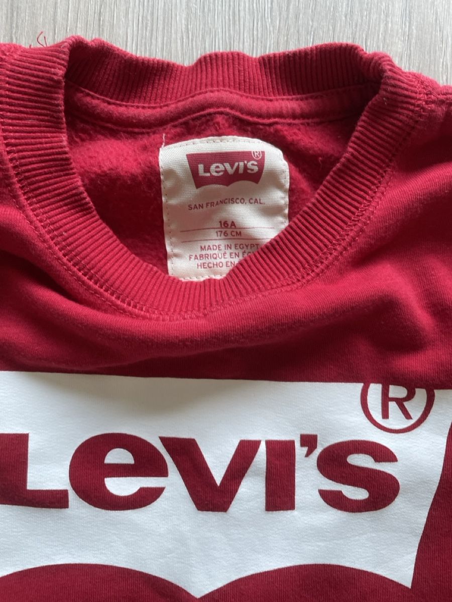 Levi's Maglioni & Felpe: Levi's Pullover rot Grösse 176 cm guter Zustand – Usato da Biel/Bienne venduto da Fashionstrasse1 1