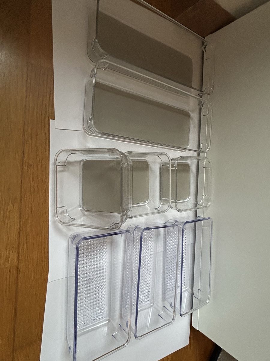 Set di tavolo e panche: Organizer Schubladen/Schrank – Usato da Zürich venduto da Petrita
