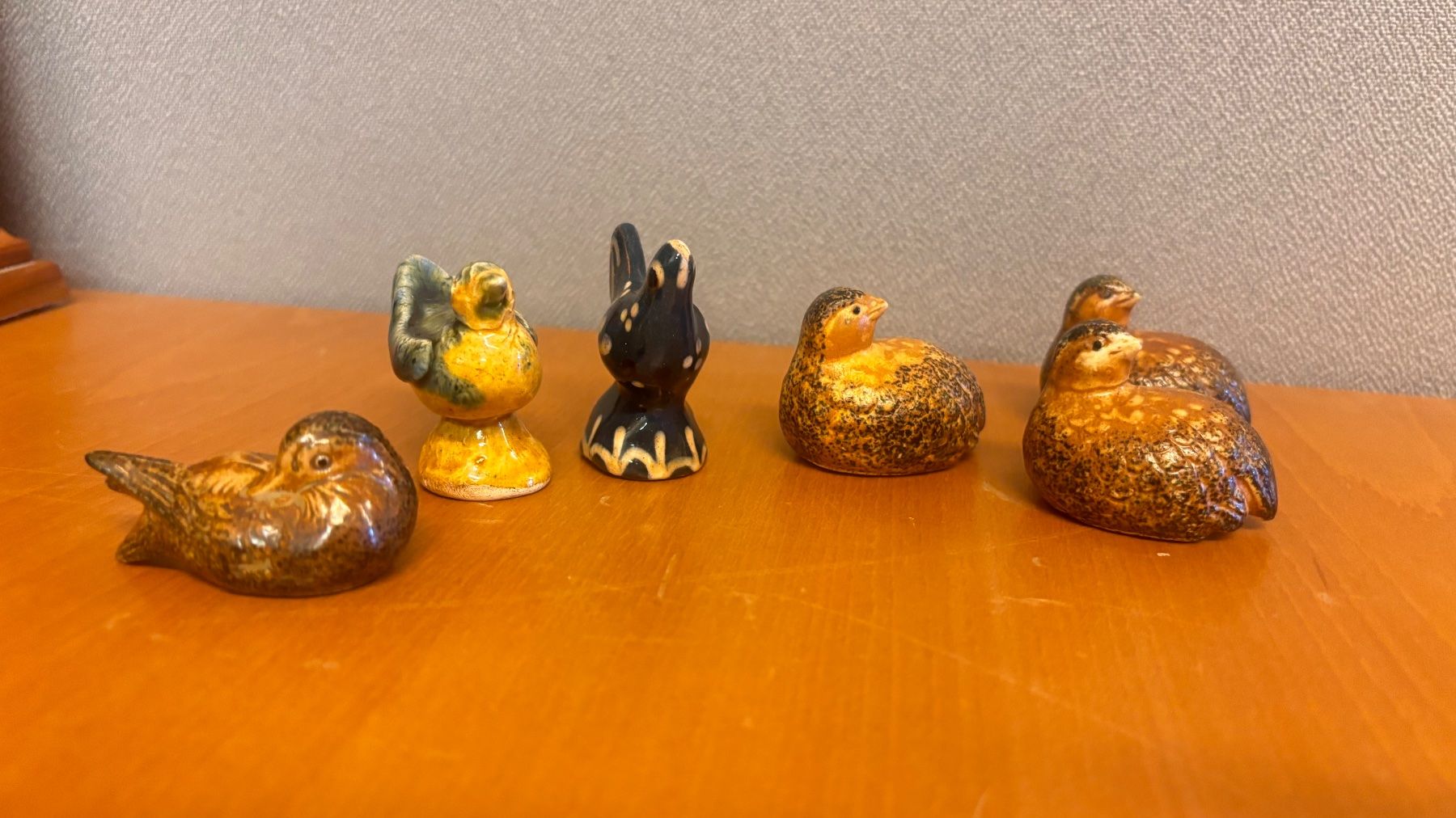 Tutte le decorazioni: Kleine Dekofiguren Katzen und Enten. – Usato da Münchenstein venduto da tsp01 1