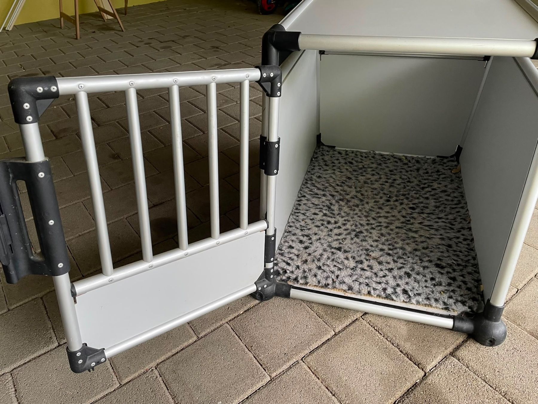 Cages, transport & sécurité: Hundebox – D'occasion à Oberurnen par Tfcld5 1