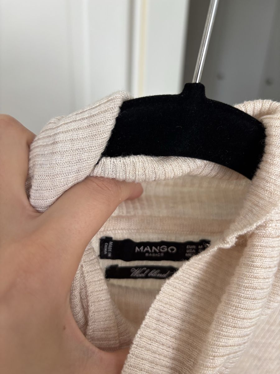 Mango Maglioni & Felpe: MANGO Rollneck Sweater – Usato da Zürich venduto da Flo021000 1