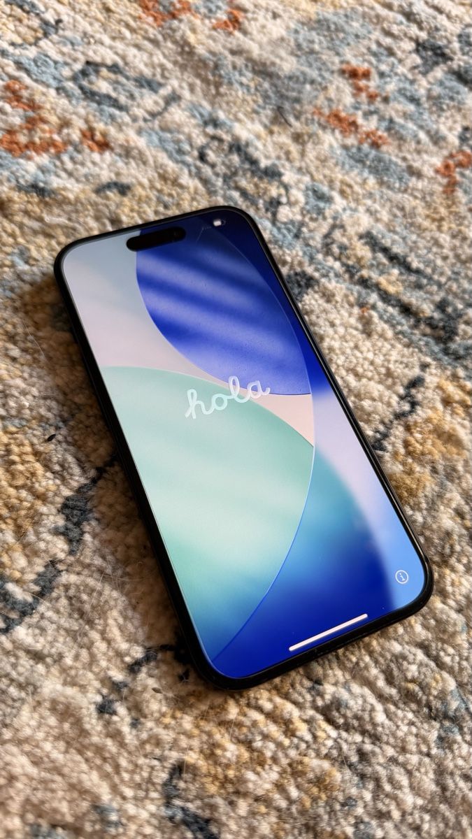 Apple Portables: IPhone 15 mit OVP – D'occasion à Gerlafingen par Jenniferplanche 1