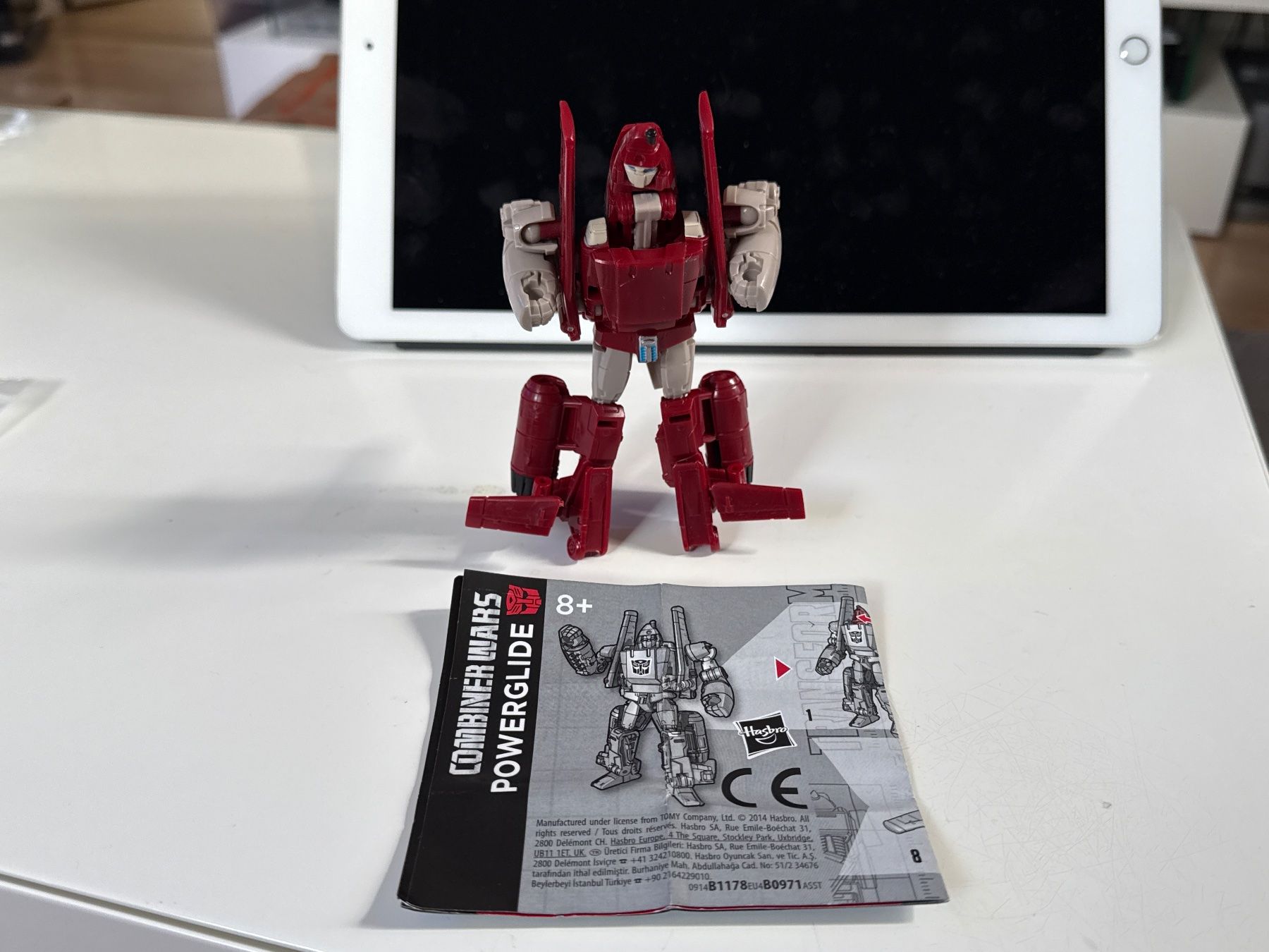 Hasbro Statuette: Transformers Combiner Wars Powerglide Hasbro – Usato da Allschwil venduto da meeresperle