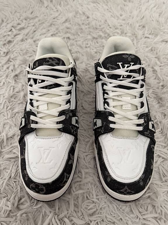Scarpe da donna: Coole Sneaker für Sommer – Usato da Thayngen venduto da SimonMayer1 2