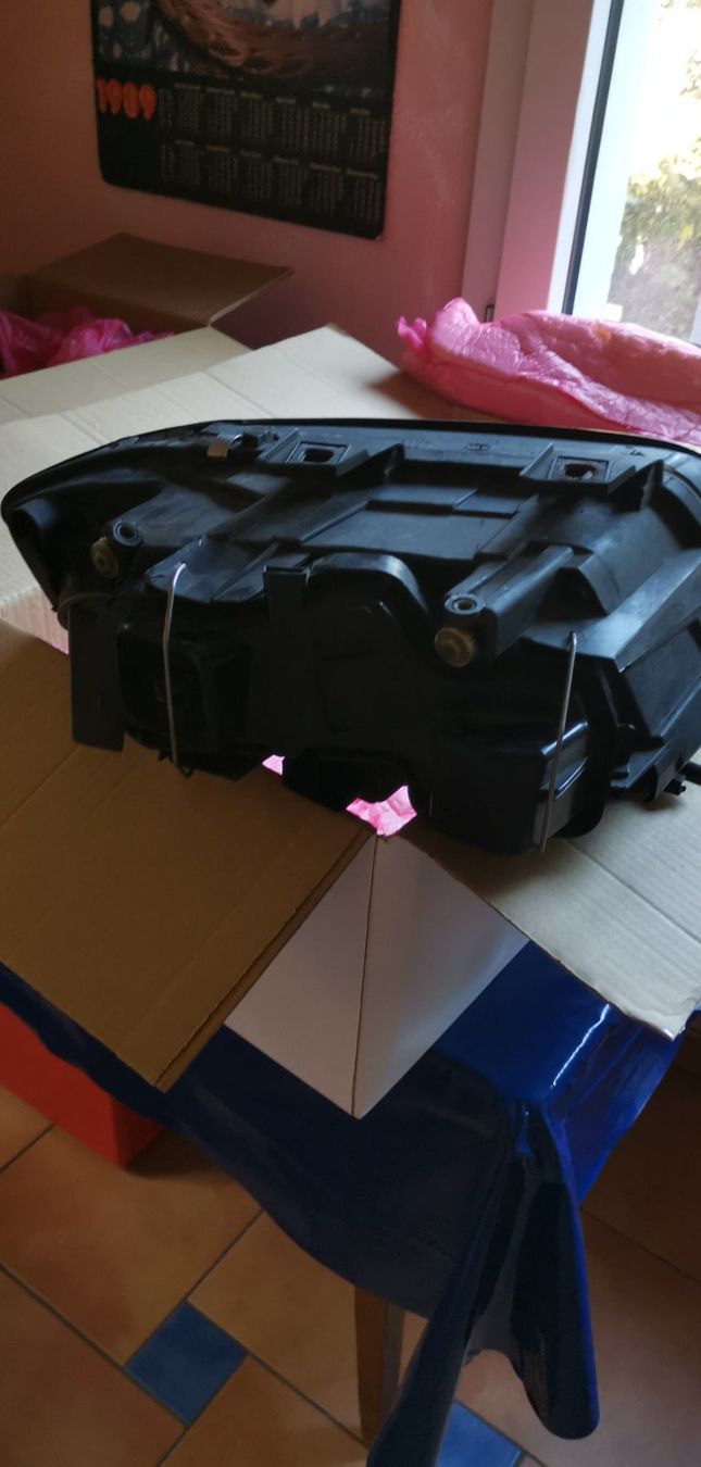 Audi Fari: Audi A6 4b Avant 2001 Scheinwerfer Set Links + Rechts – Usato da Haslen GL venduto da skullch 4