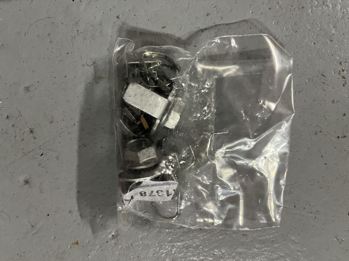 Bosch Tutti pezzi di ricambio auto: Bremsbeläge FDB1294 von FERODO – Nuovo (secondo la descrizione) da Mühlethal venduto da 1030karin 3
