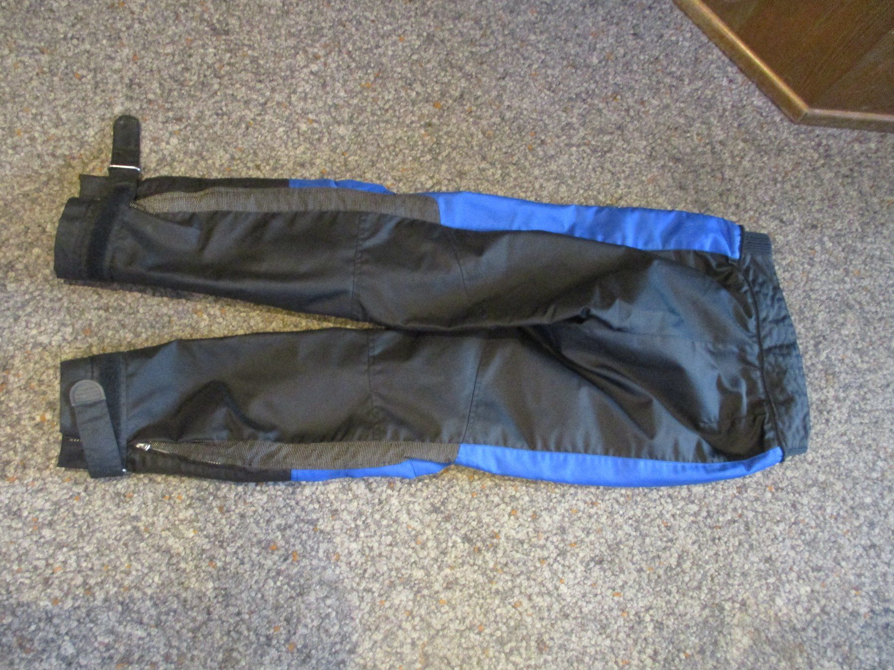 BMW Pantaloni: BMW DAMEN MOTORRADHOSE SEATTLE – Usato da Weissbad venduto da Usw63 4