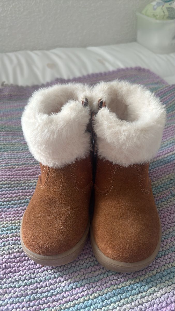 Scarpe per ragazze: Süsse Winter Boots, Grösse 23 – Usato da Aetingen venduto da pat_ykl9
