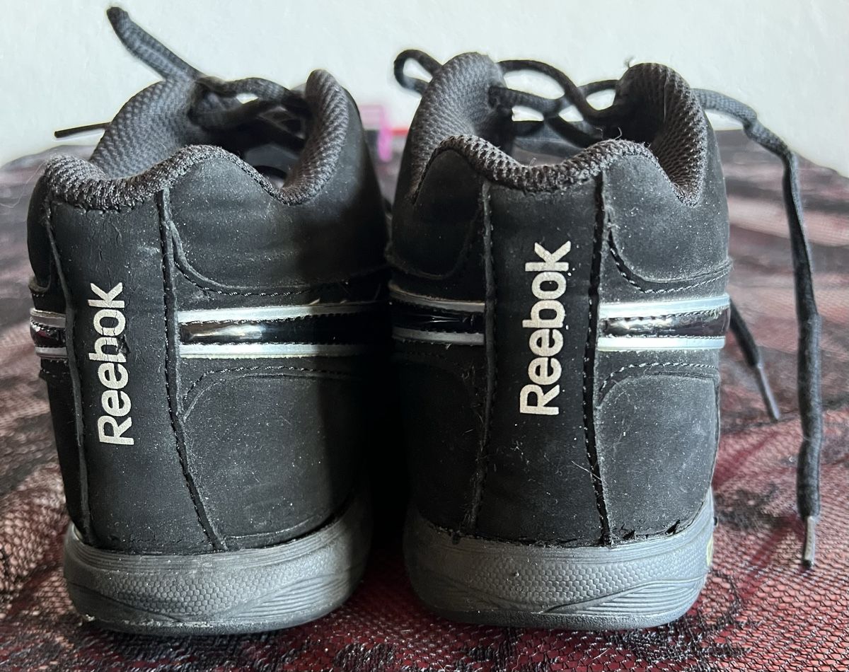 Reebok Herrenschuhe: Baskets Reebok noires, taille 38 – Gebraucht aus Chézard-St-Martin von Cheyenne_75 4