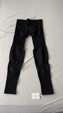 Thrivin leggins size L
