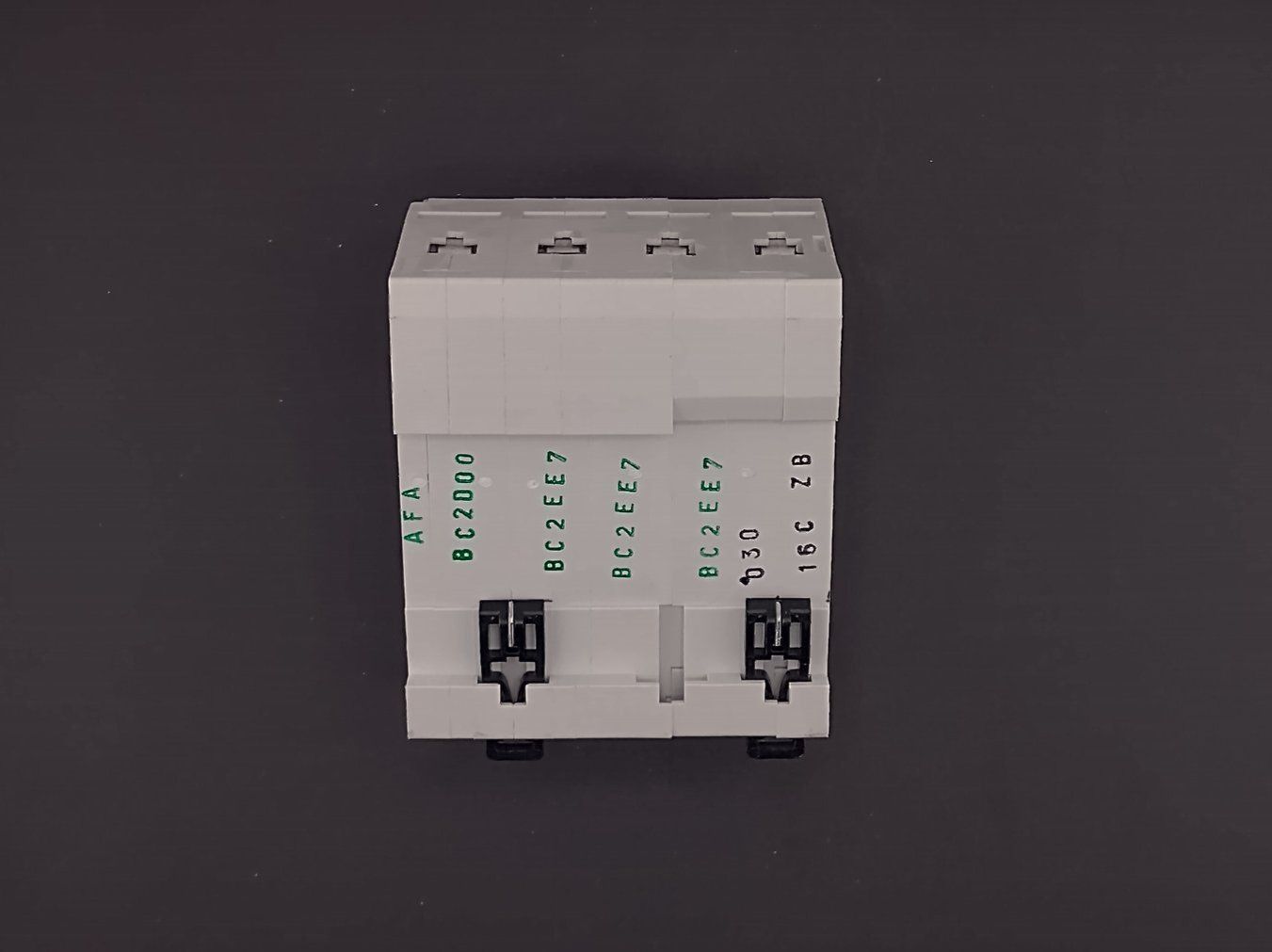 Eaton Interruttori: Eaton mRB6-16/3N/C/003-A – Usato da Winterthur venduto da Hint17 1