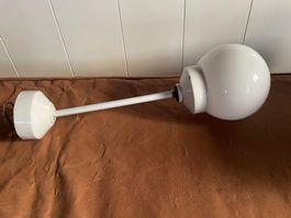 Antik Lampe Industrial 20,s- 30's design Kugel Milchglas