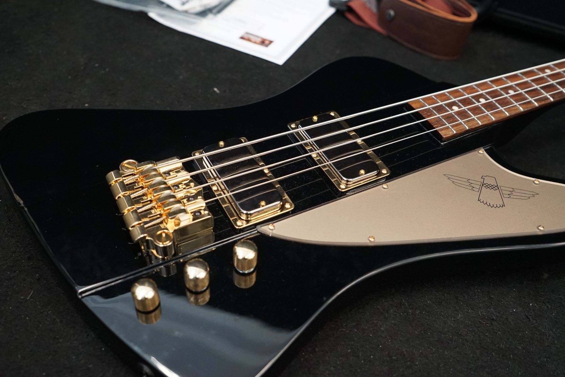 Epiphone Strumenti musicali: Epiphone Thunderbird Rex Brown Signature · E-Bass – Usato da Ortschwaben venduto da Musictrade 2