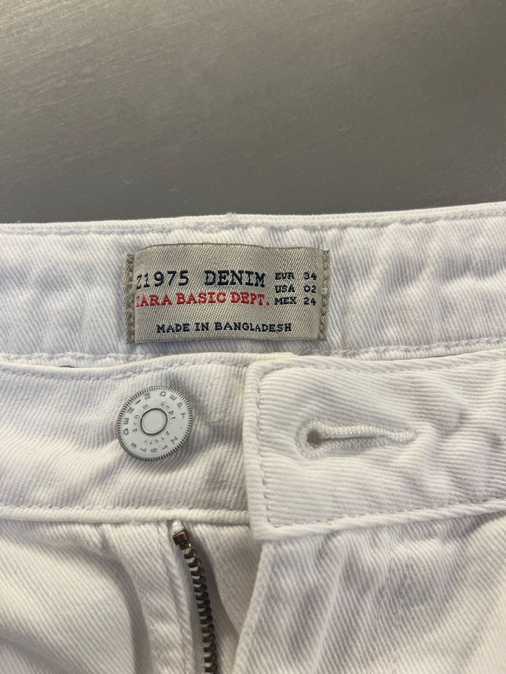 Zara Jeans: Jeans Shorts Zara Gr.34 – Nuovo (secondo la descrizione) da St.Gallen venduto da Monrose 3