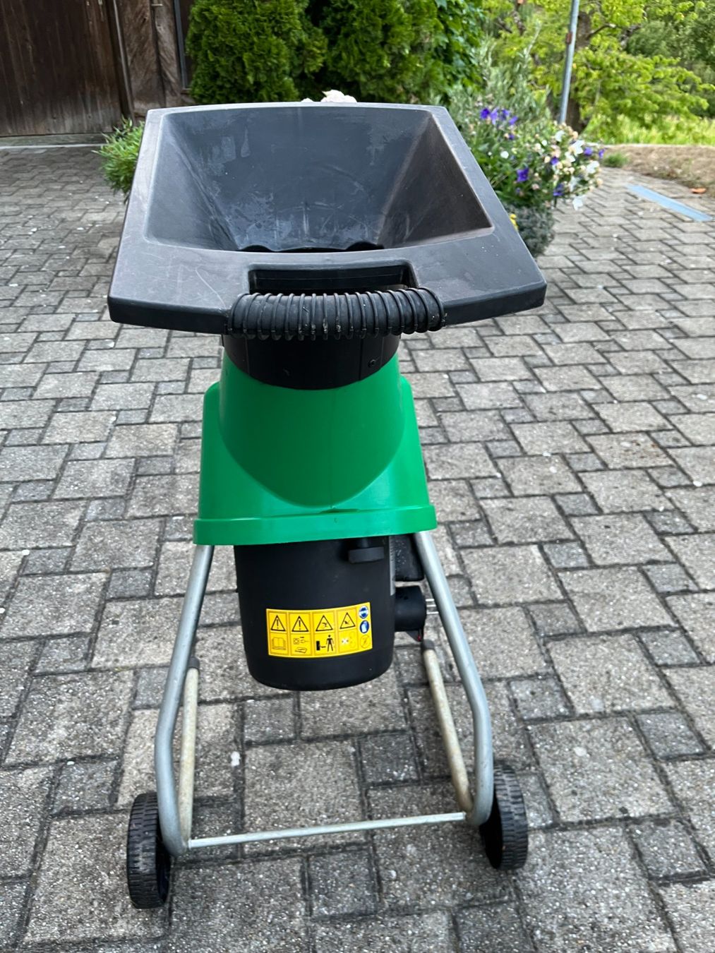 Déchiqueteuse: Gartenhäcksler – D'occasion à Uerkheim par Stegos62 2